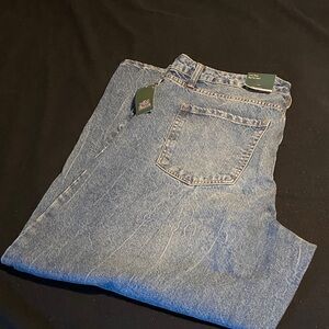 NWT Women’s Wild Fable Barrel Cut jeans